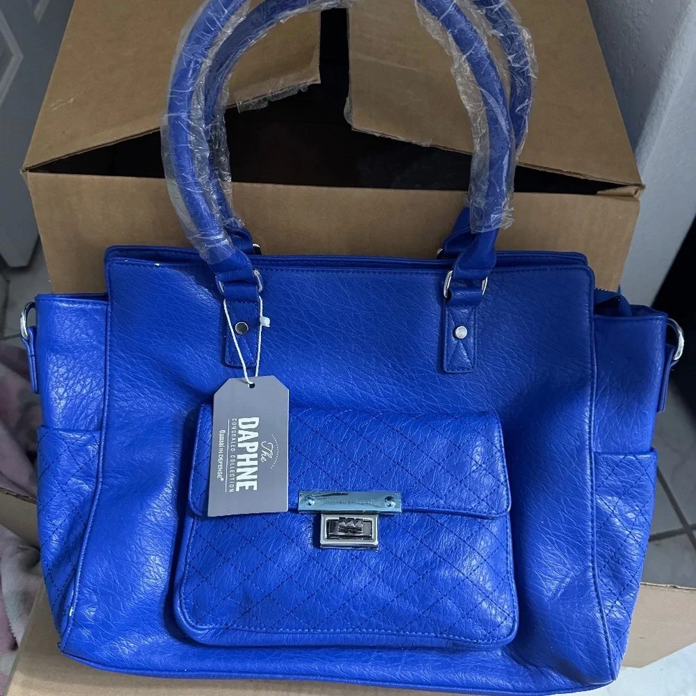 Daphne- CONCEAL AND CARRY BAG - Picture 1 of 6